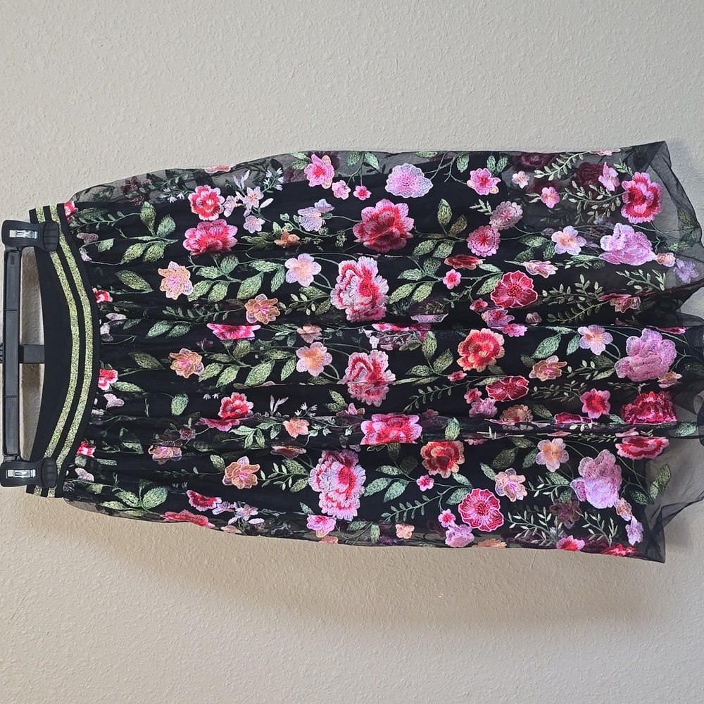 NWT Aratta Dark Rose Embroidered Skirt. Medium - Picture 5 of 14